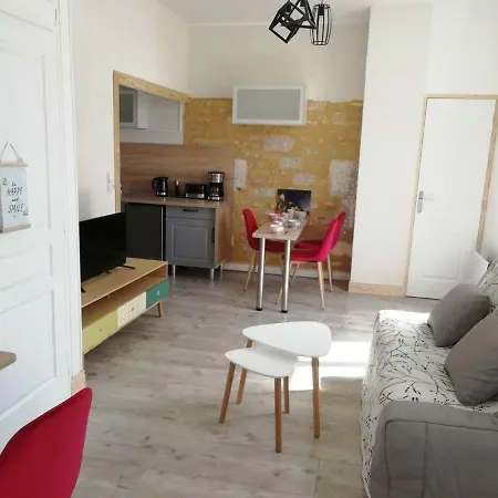 Apartment La Charent Eiz
